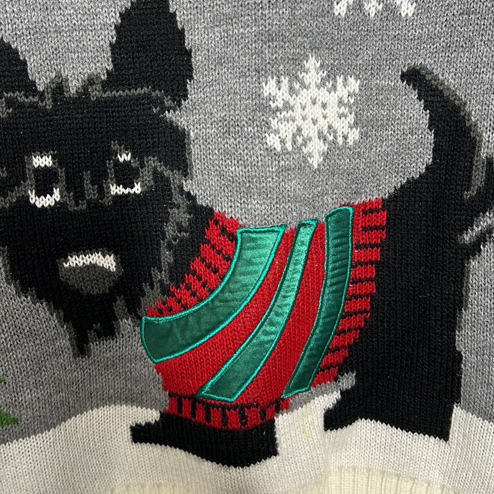 Carolyn Taylor Holiday Sweater with Terrier Snowflakes Gray Cream Size M - Picture 2 of 8